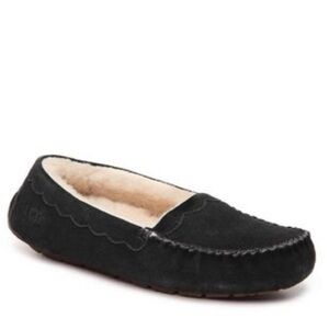 NWT Ugg Ainsley Scalloped Slippers